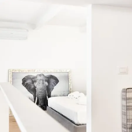 Altido Modern Loft, Easy Access To Centre 밀라노