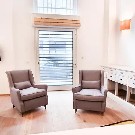 Altido Modern Loft, Easy Access To Centre 아파트 *