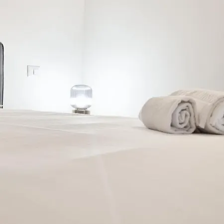 Altido Modern Loft, Easy Access To Centre מילאנו